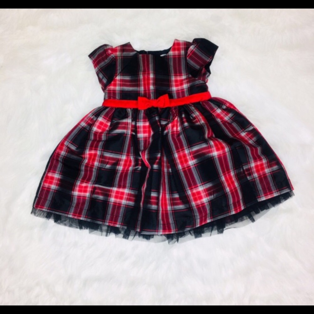 MAVEANDMEME.COM • DRESSUP@MAVEANDMEME.COM